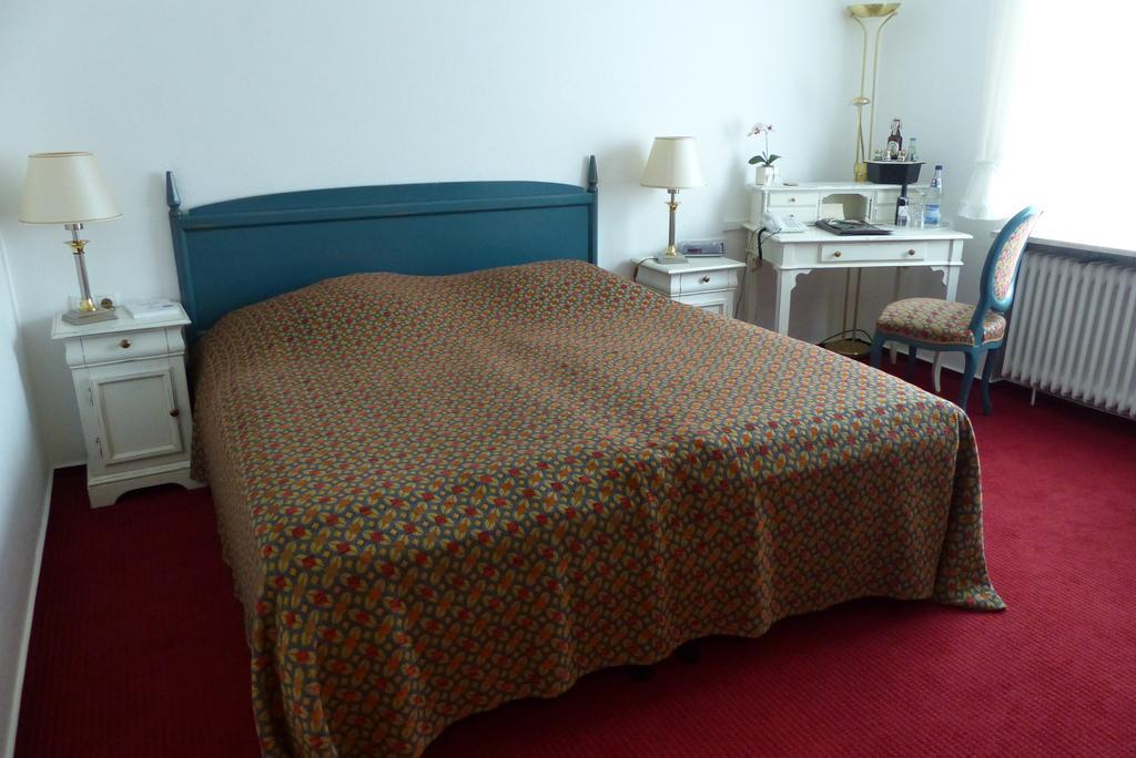 Hotel Waffenschmiede Киль Номер фото